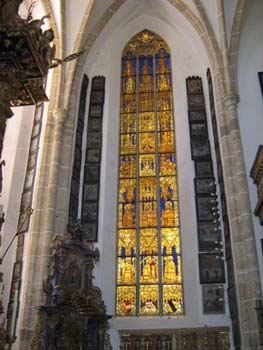 510 goldenes Fenster